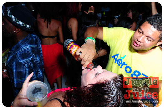 booze_premium_2013_pt1-136