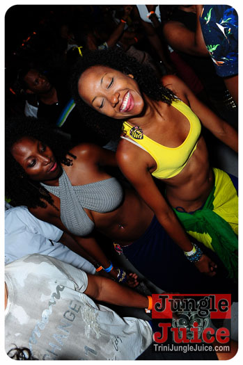 booze_premium_2013_pt1-147