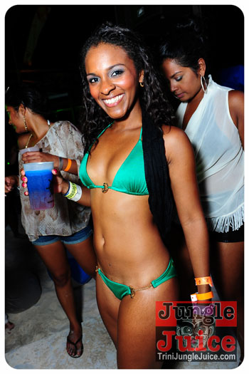 booze_premium_2013_pt1-149