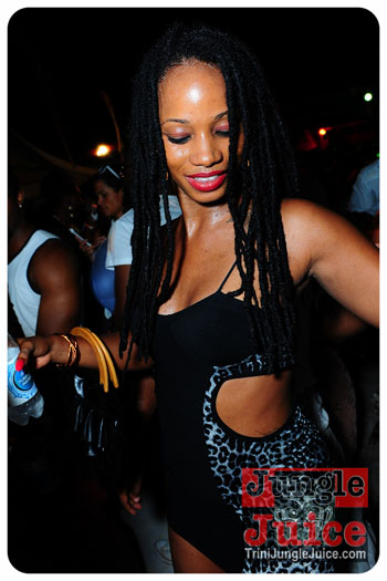 booze_premium_2013_pt1-153