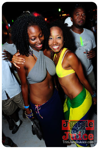 booze_premium_2013_pt1-158