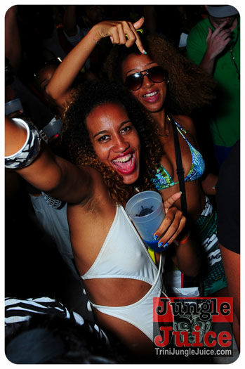 booze_premium_2013_pt1-180