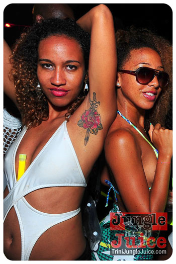 booze_premium_2013_pt1-181