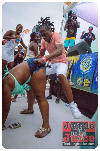 booze_premium_2013_pt2-072