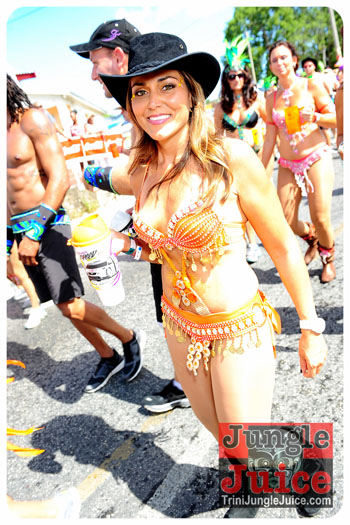 kadooment_day_2013_pt1-027