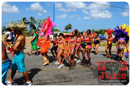 kadooment_day_2013_pt1-045