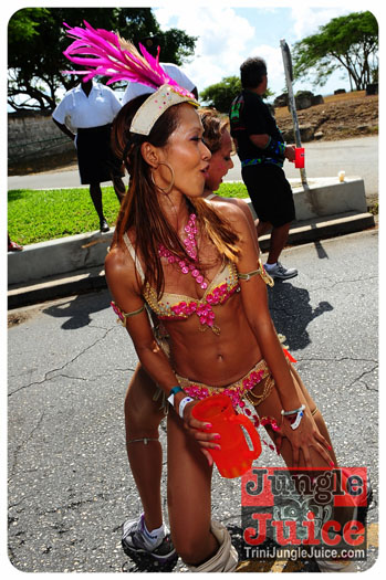 kadooment_day_2013_pt1-046