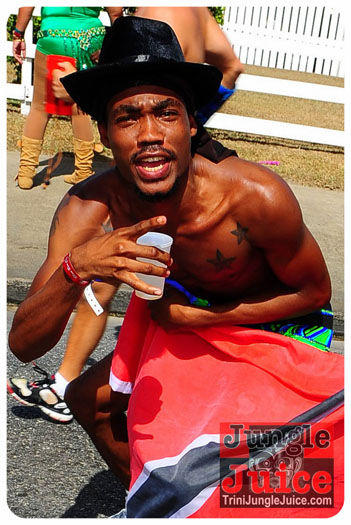 kadooment_day_2013_pt1-050