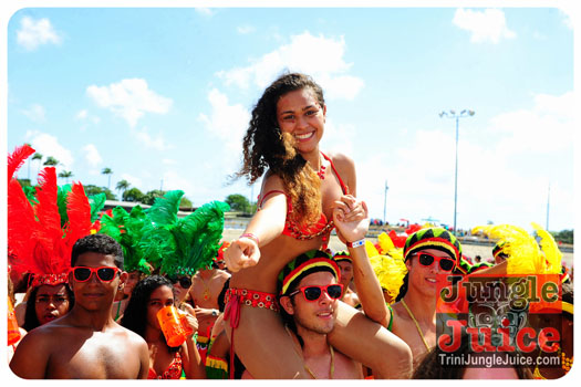 kadooment_day_2013_pt1-067