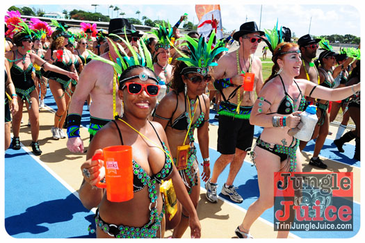 kadooment_day_2013_pt1-082