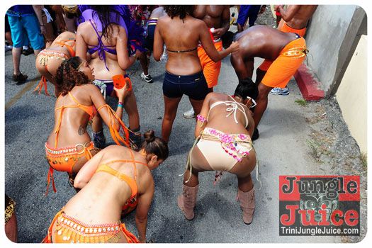 kadooment_day_2013_pt1-228