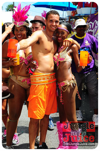 kadooment_day_2013_pt1-239