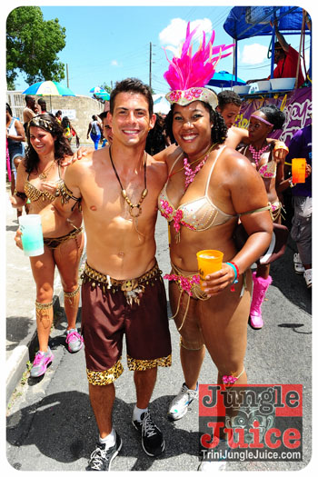 kadooment_day_2013_pt1-241