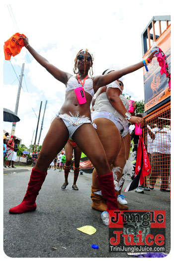 kadooment_day_2013_pt2-077