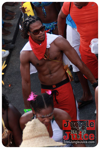 kadooment_day_2013_pt6-214