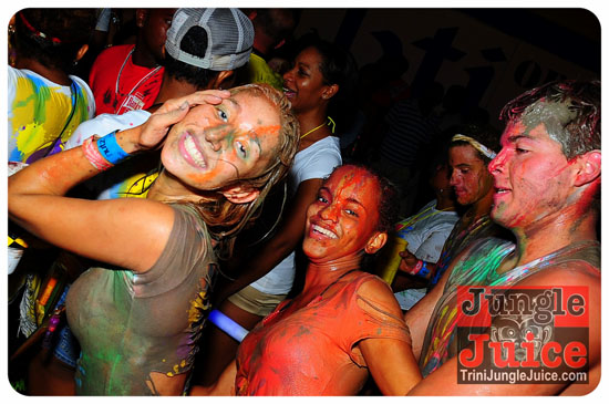 mix_nuts_2013_pt1-048