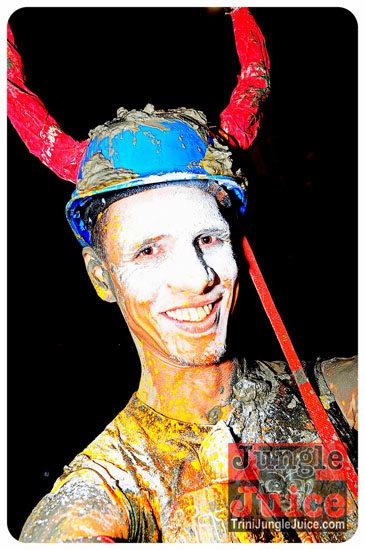 mix_nuts_2013_pt1-078