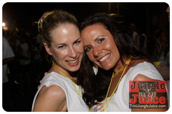 mix_nuts_2013_pt2-005