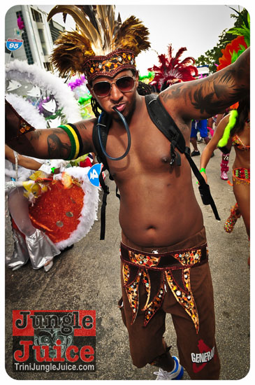 miami_parade_2013_pt3-037