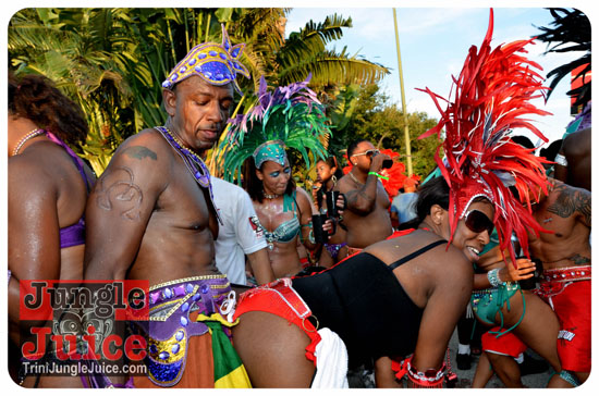 miami_parade_2013_pt8-116