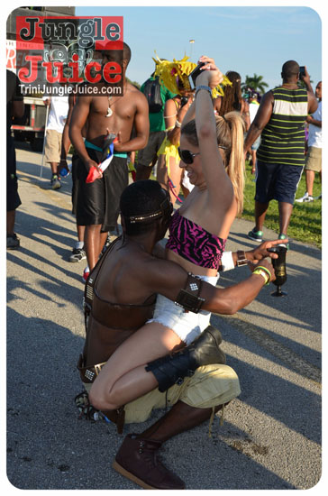 miami_parade_2013_pt9-073