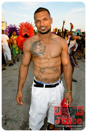 miami_parade_2013_pt9-075