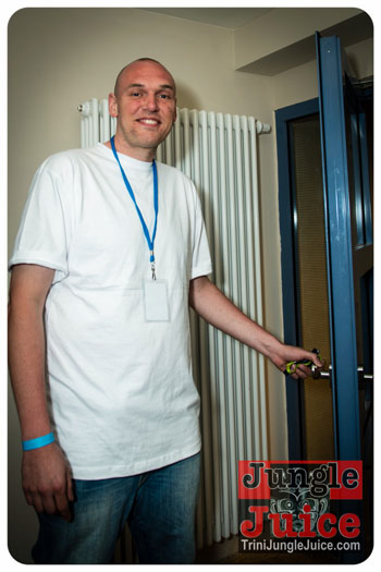 carnival_glow_2013-001