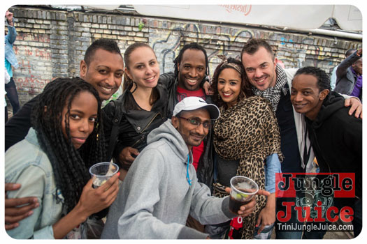 soca_family_bbq_lime-008