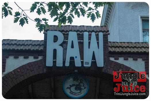 soca_family_bbq_lime-111