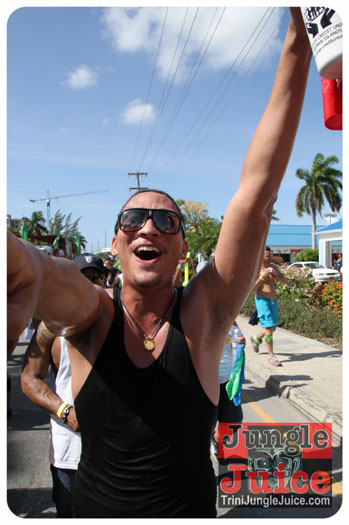 cayman_carnival_2013_part1-046