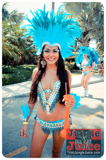 cayman_carnival_2013_part1-051