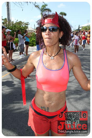 cayman_carnival_2013_part1-069
