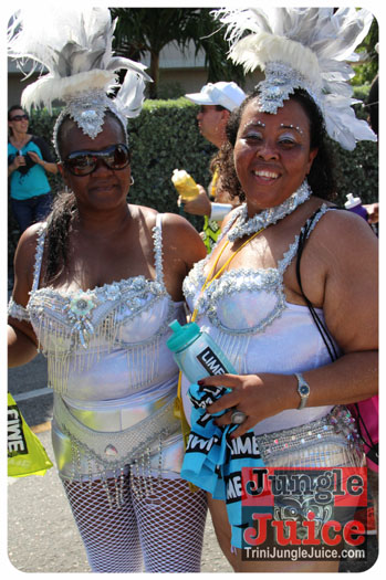 cayman_carnival_2013_part2-020