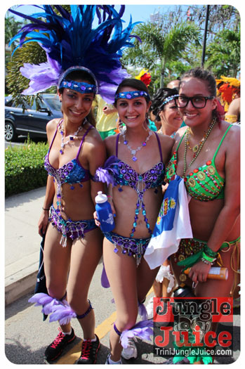 cayman_carnival_2013_part2-097