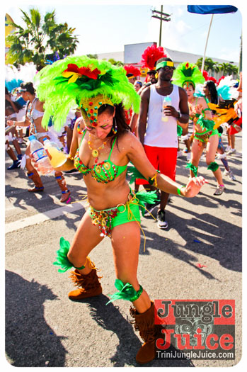 cayman_carnival_2013_part3-007