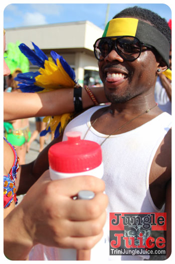 cayman_carnival_2013_part3-017