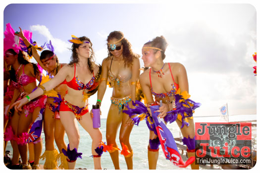 cayman_carnival_2013_part3-022