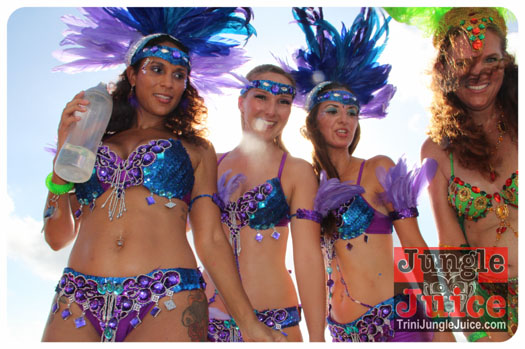 cayman_carnival_2013_part3-028