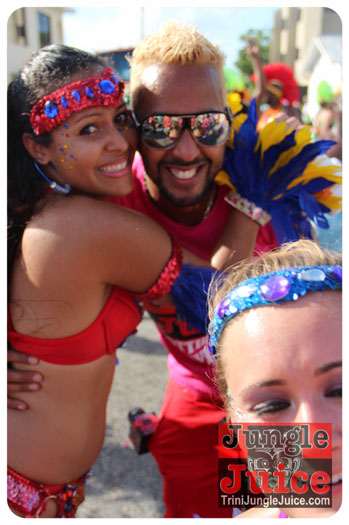 cayman_carnival_2013_part3-038