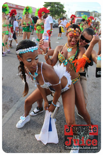 cayman_carnival_2013_part3-048