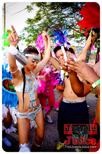 cayman_carnival_2013_part3-059