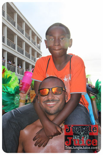 cayman_carnival_2013_part3-101