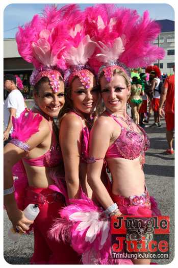 cayman_carnival_2013_part4-022