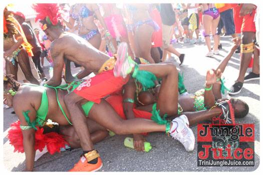 cayman_carnival_2013_part4-035