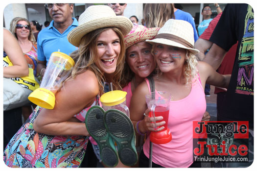 cayman_carnival_2013_part4-075