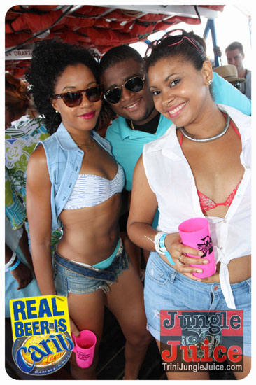 wet_wild_bikini_cruise_2013-030