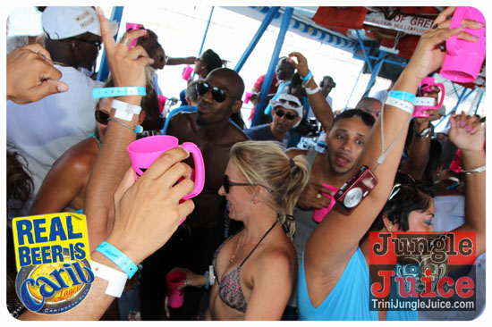 wet_wild_bikini_cruise_2013-038