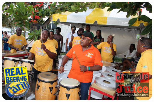 welcome_lime_umbrellas_aug9-003