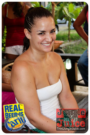 welcome_lime_umbrellas_aug9-016