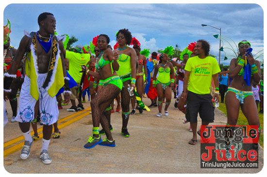 houston_parade_2013-040